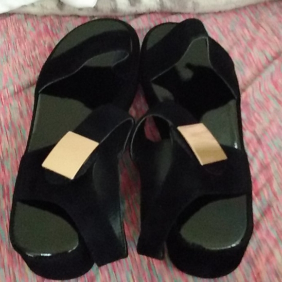 Women's sandals - Picture 1 of 4